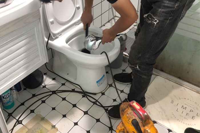 弥勒疏通下水道